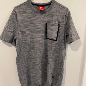 Nike Sportswear T-shirt